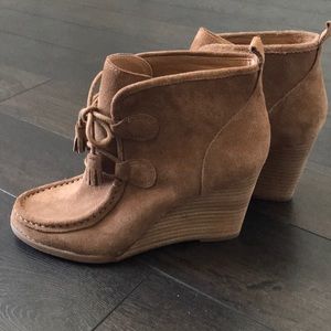 Suede tan wedge heeled boots